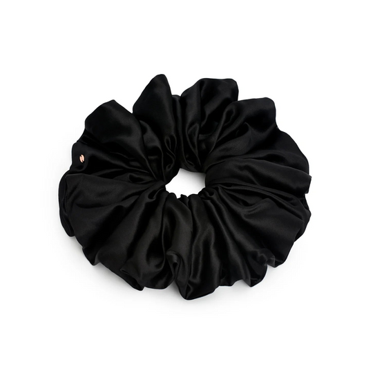 Oversized scrunchie