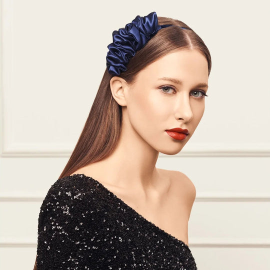 Scrunchie-style silk hair tie