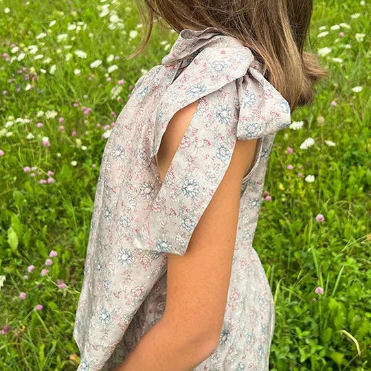 Kelly one-shoulder tie top in silver