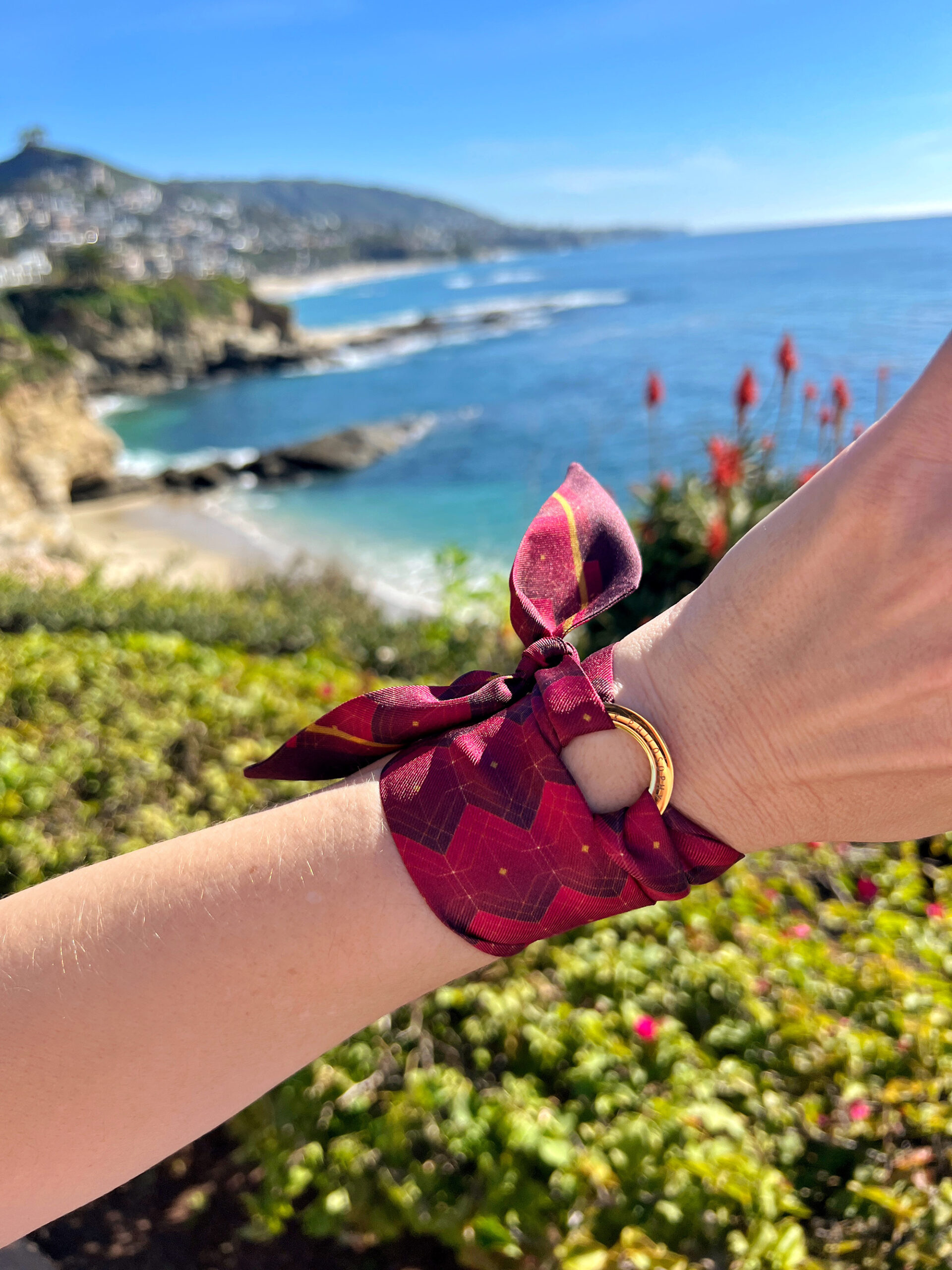 Vivia silk bracelet 2 Vivia silk bracelet 2